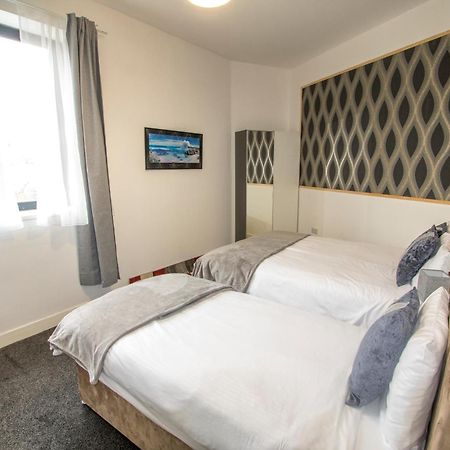 Ideal For Groups - Modern 2 Bedroom Apartment - Free Parking, Transit Links, Close To Stadiums Manchester Eksteriør billede