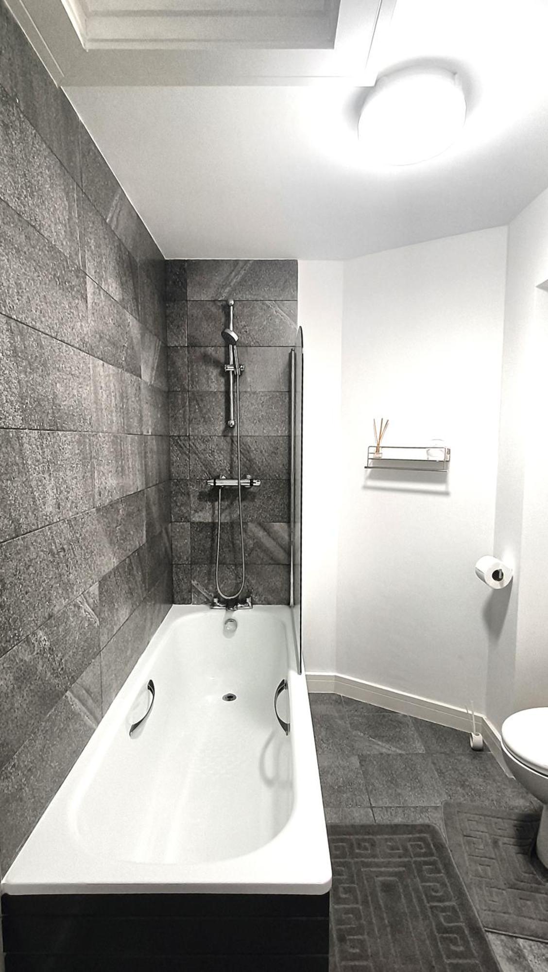 Ideal For Groups - Modern 2 Bedroom Apartment - Free Parking, Transit Links, Close To Stadiums Manchester Eksteriør billede