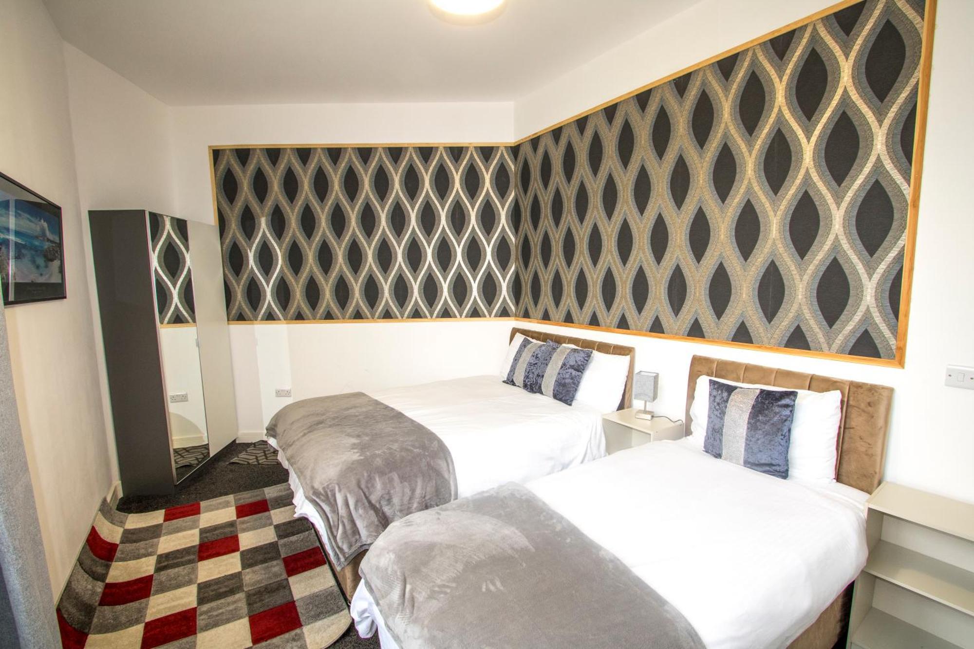 Ideal For Groups - Modern 2 Bedroom Apartment - Free Parking, Transit Links, Close To Stadiums Manchester Eksteriør billede