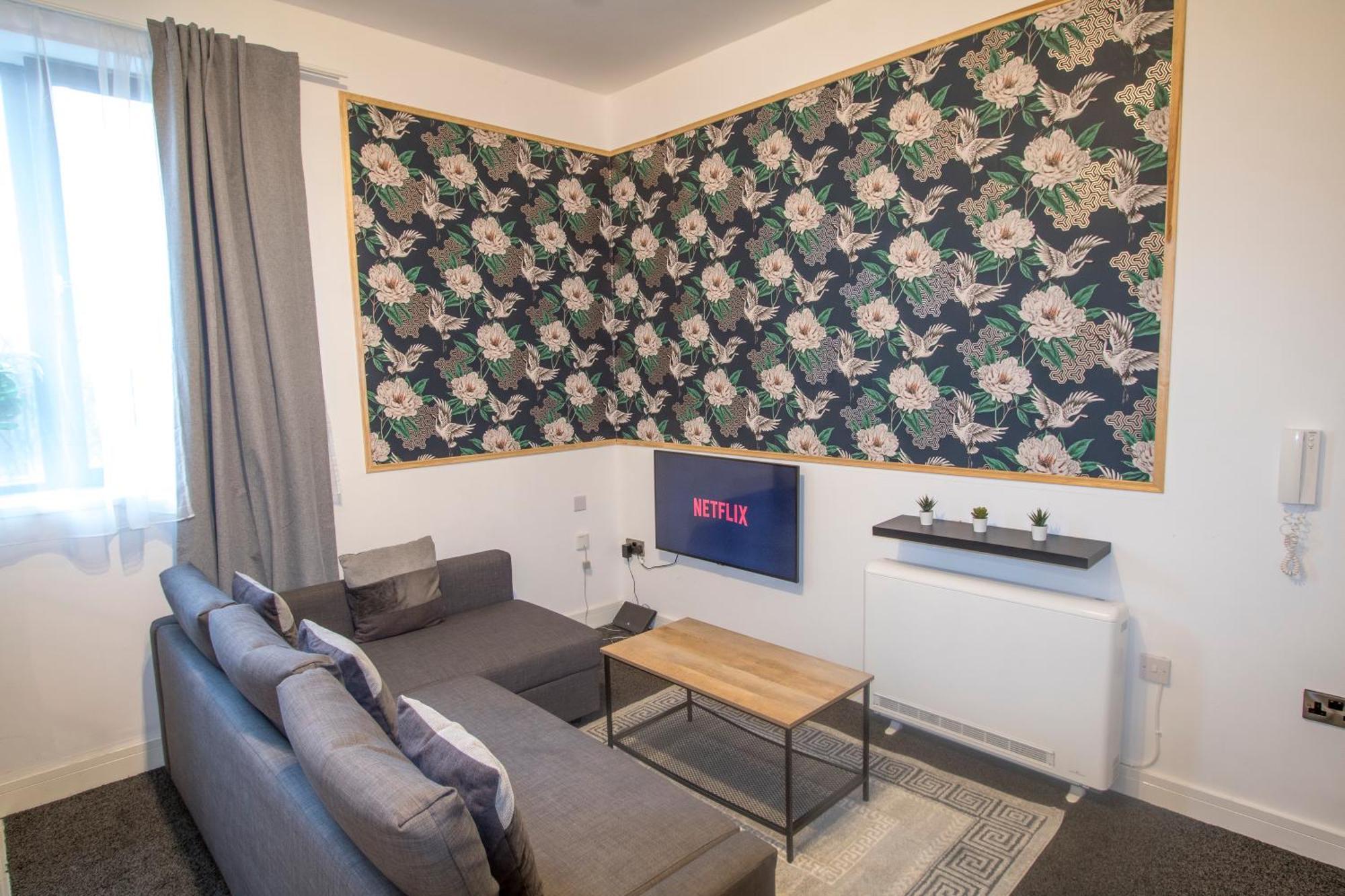 Ideal For Groups - Modern 2 Bedroom Apartment - Free Parking, Transit Links, Close To Stadiums Manchester Eksteriør billede